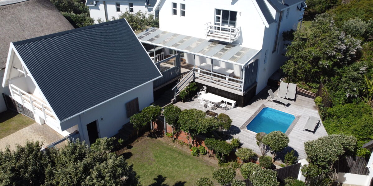 UNDER OFFER – Fish Eagle Villa – Cape St Francis