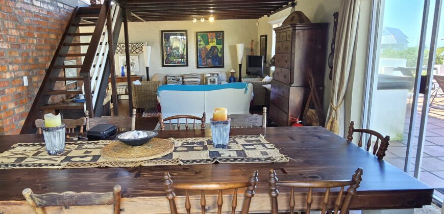 UNDER OFFER – 2 Bedroom Home in Cape St Francis