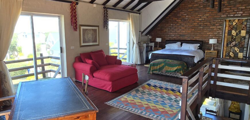 UNDER OFFER – 2 Bedroom Home in Cape St Francis