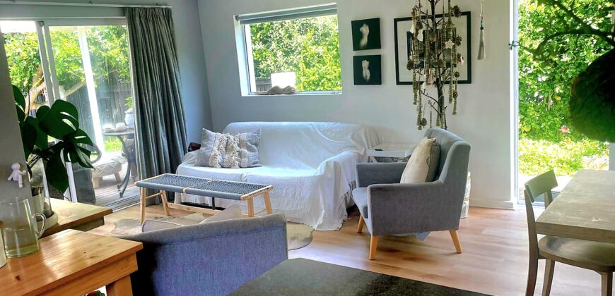 SOLD – Cape St Francis beach Cottage