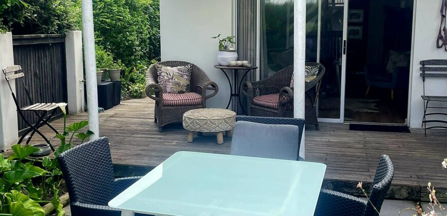SOLD – Cape St Francis beach Cottage