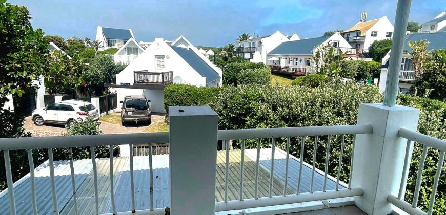 SOLD – Cape St Francis beach Cottage