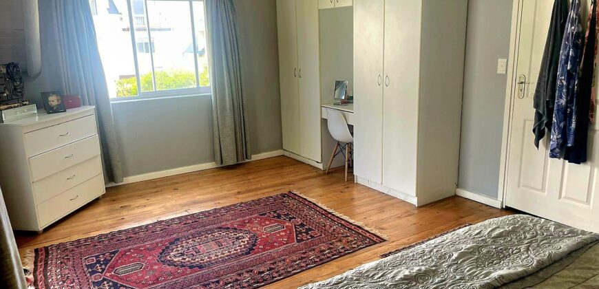 SOLD – Cape St Francis beach Cottage