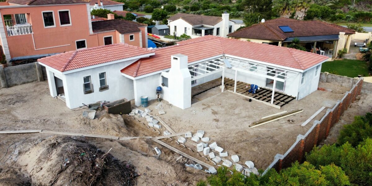 Brand-New Three Bedroom home in Santareme – St Francis Bay – UNDER OFFER!