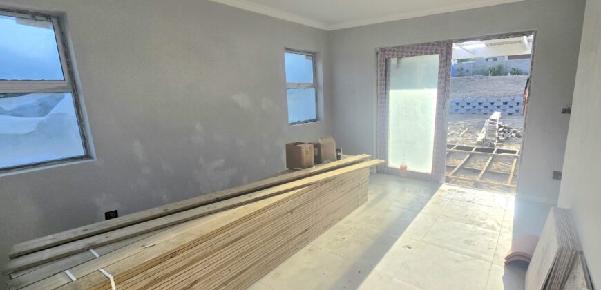 Brand-New Three Bedroom home in Santareme – St Francis Bay – UNDER OFFER!
