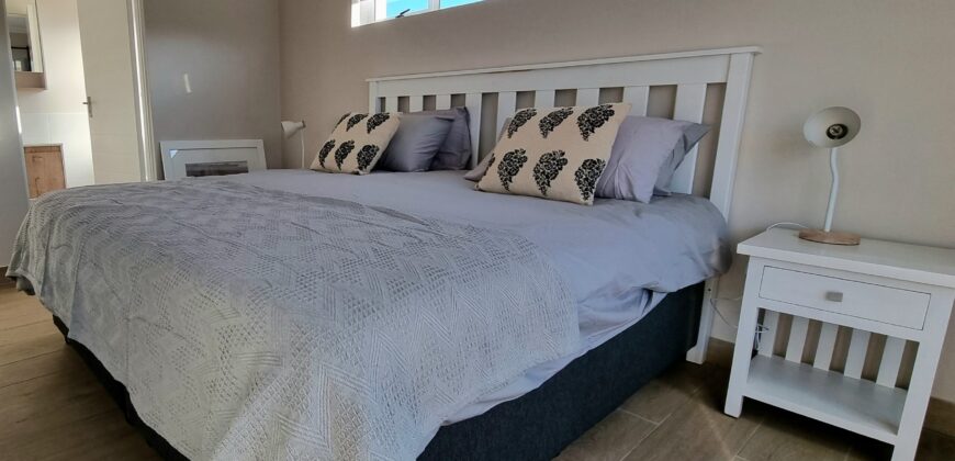 Lock-Up-And-Go Apartment in Port St Francis